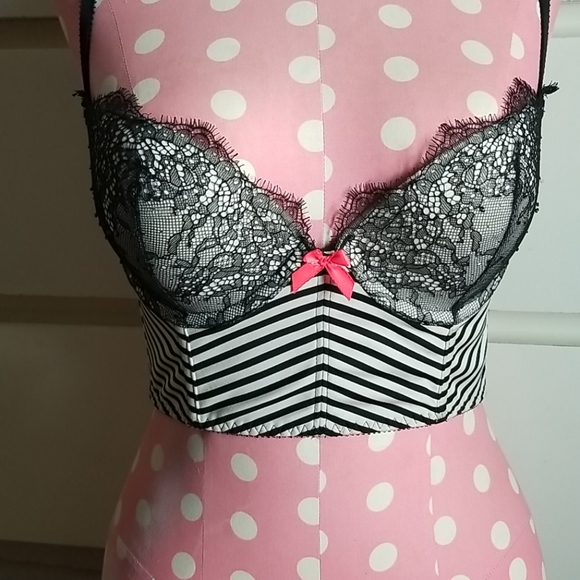 Very Sexy Longline Push-Up Balconnet - Picture 3 of 13